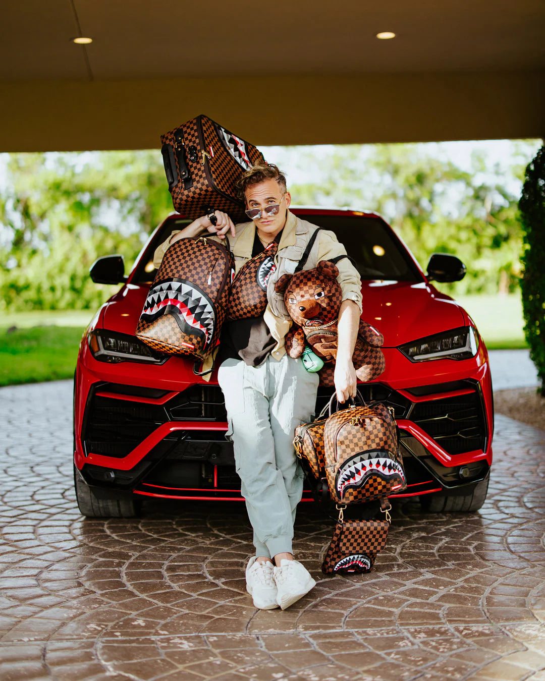 SHARKS IN PARIS LENTICULAR CHOMP SAVAGE BACKPACK