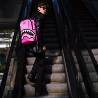 SHARK CENTRAL NYLON HOT PINK