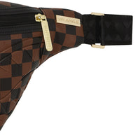 RED REDEMPTION PYRAMID SAVVY CROSSBODY