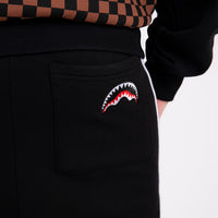 CHECKERED CONTRAST OVER PANTS