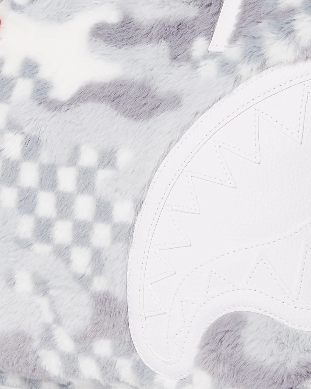 WHITE 3AM FUR TOTE