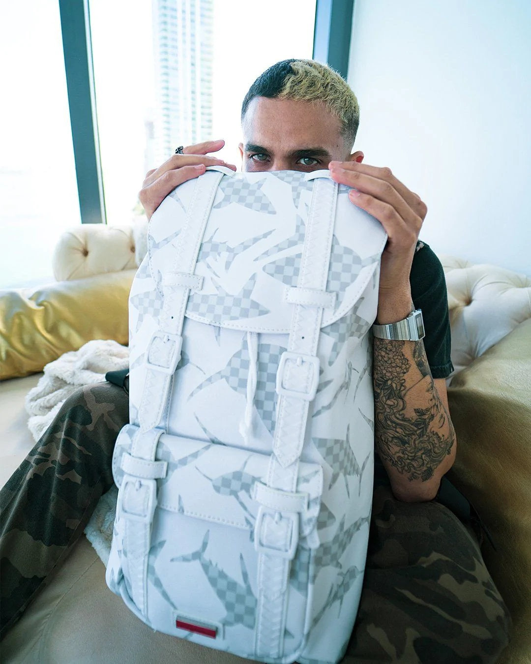 THE HILLS SHARK PATTERN