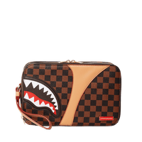 HENNY AIR TO THE THRONE TOILETRY