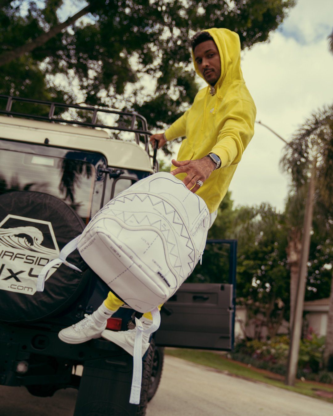 TECHNICAL CUT SEW SHARK