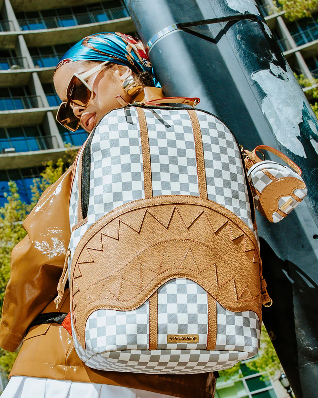 HENNY CREAM KEYCHAIN