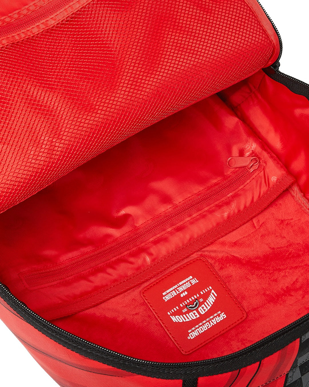 BUGS CURTAIN REVEAL DLXSV BACKPACK