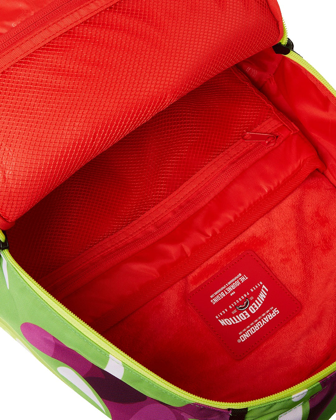 PAINT LIPS DLXR BACKPACK