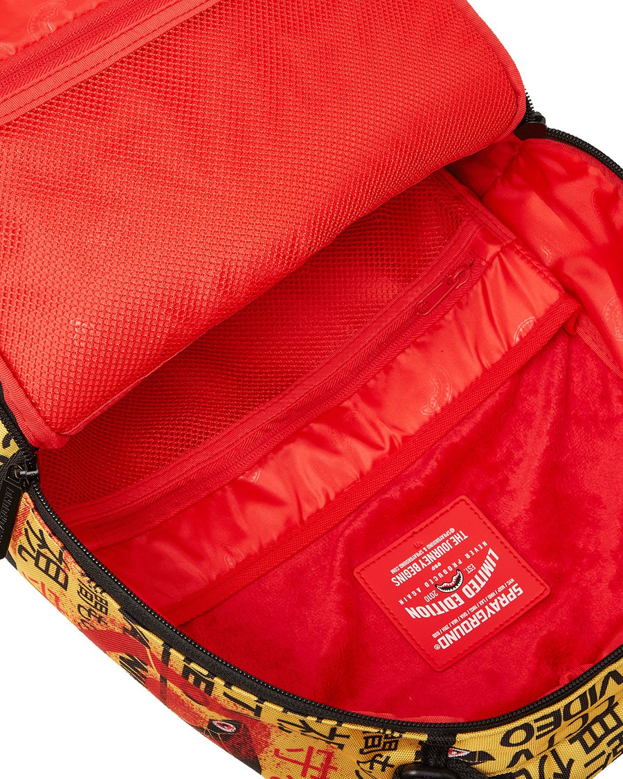 TOKYO SURVEILLANCE SHARK DLXR BACKPACK