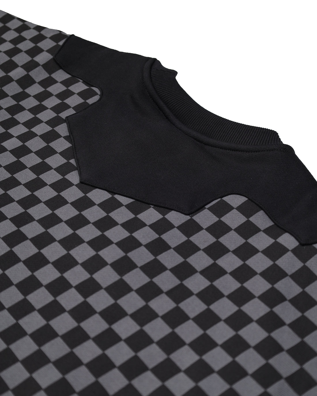 TRIPLE DECKER HEIR TO THRONE CREW