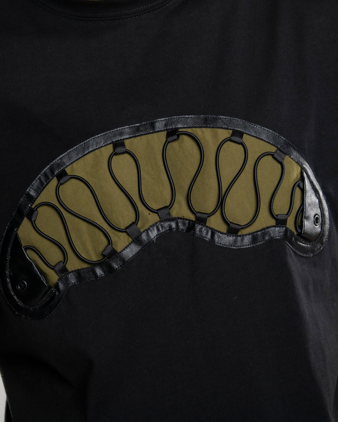UNLEASH THE SHARK REGULAR T-SHIRT