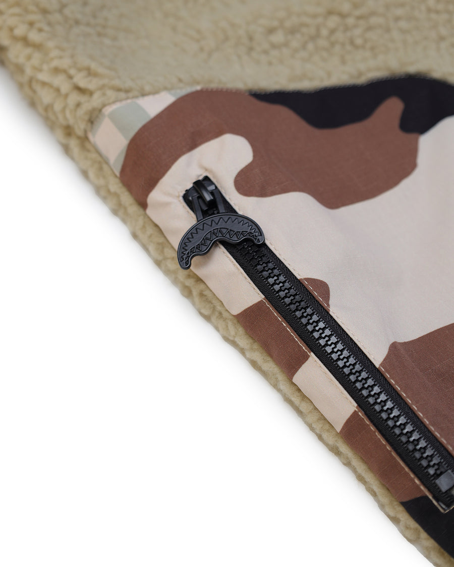 CAMO TEDDY CREWNECK
