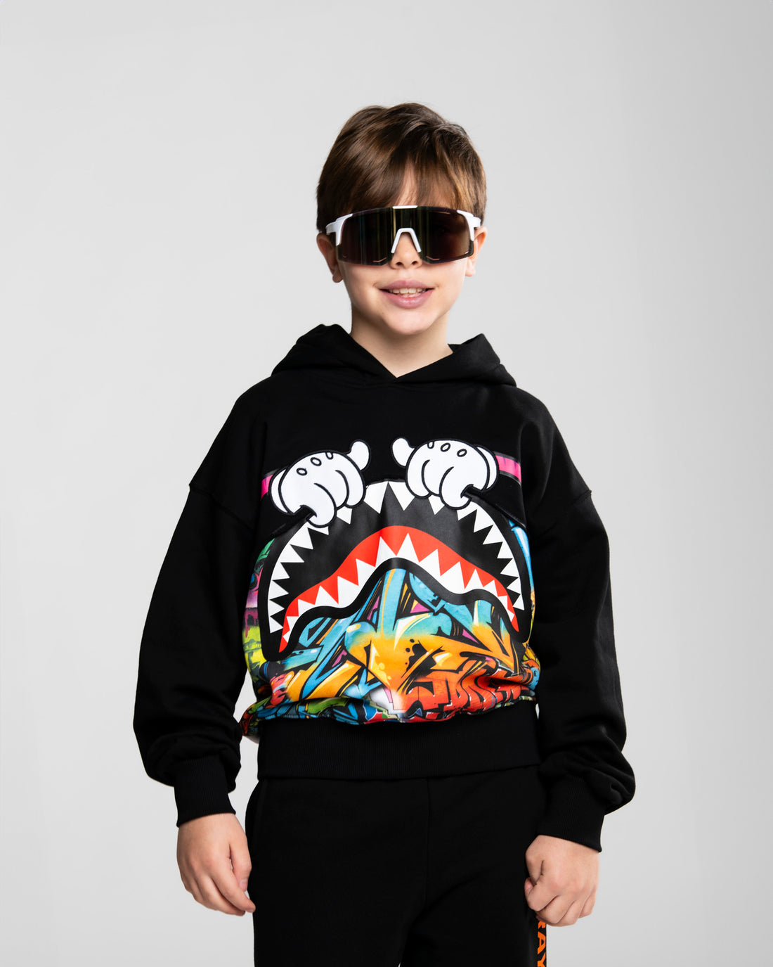 CURTAIN PERFECT HOODIE