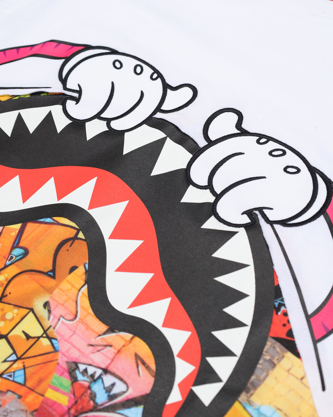 CURTAIN REGULAR T-SHIRT