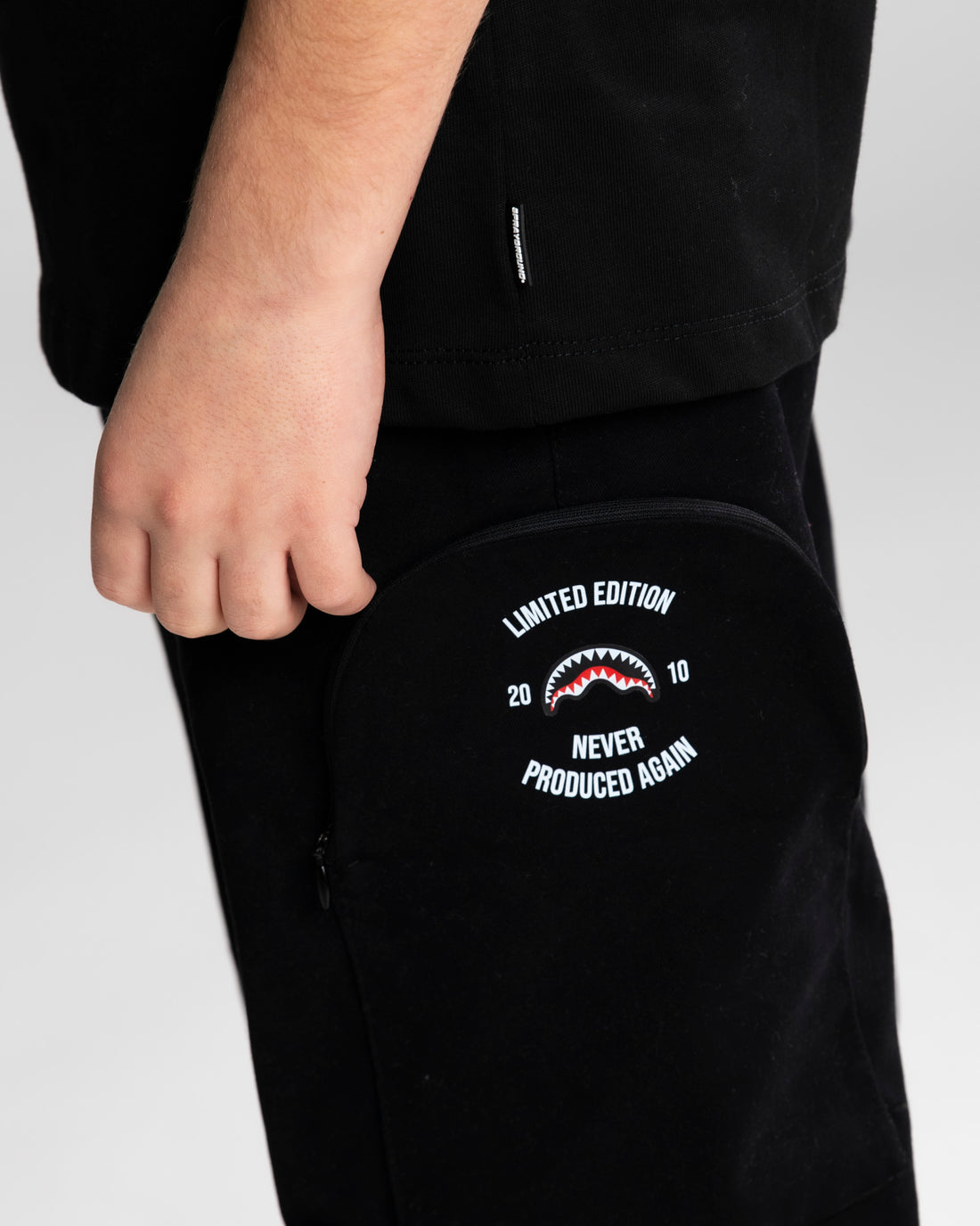 SPECIAL POCKET CARGO PANTS