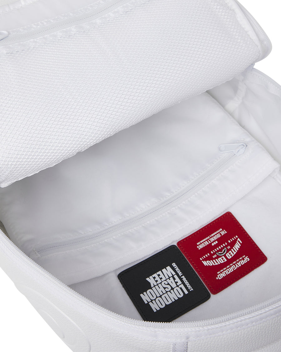 LFW WHITE LEATHER CHAIN DLXSV BACKPACK