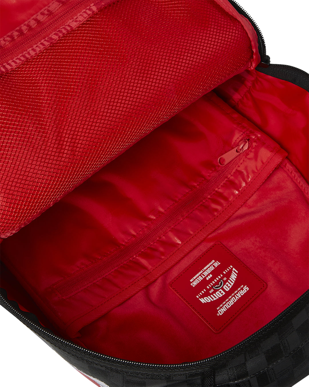 SCRIBBLE SHARK BACKPACK