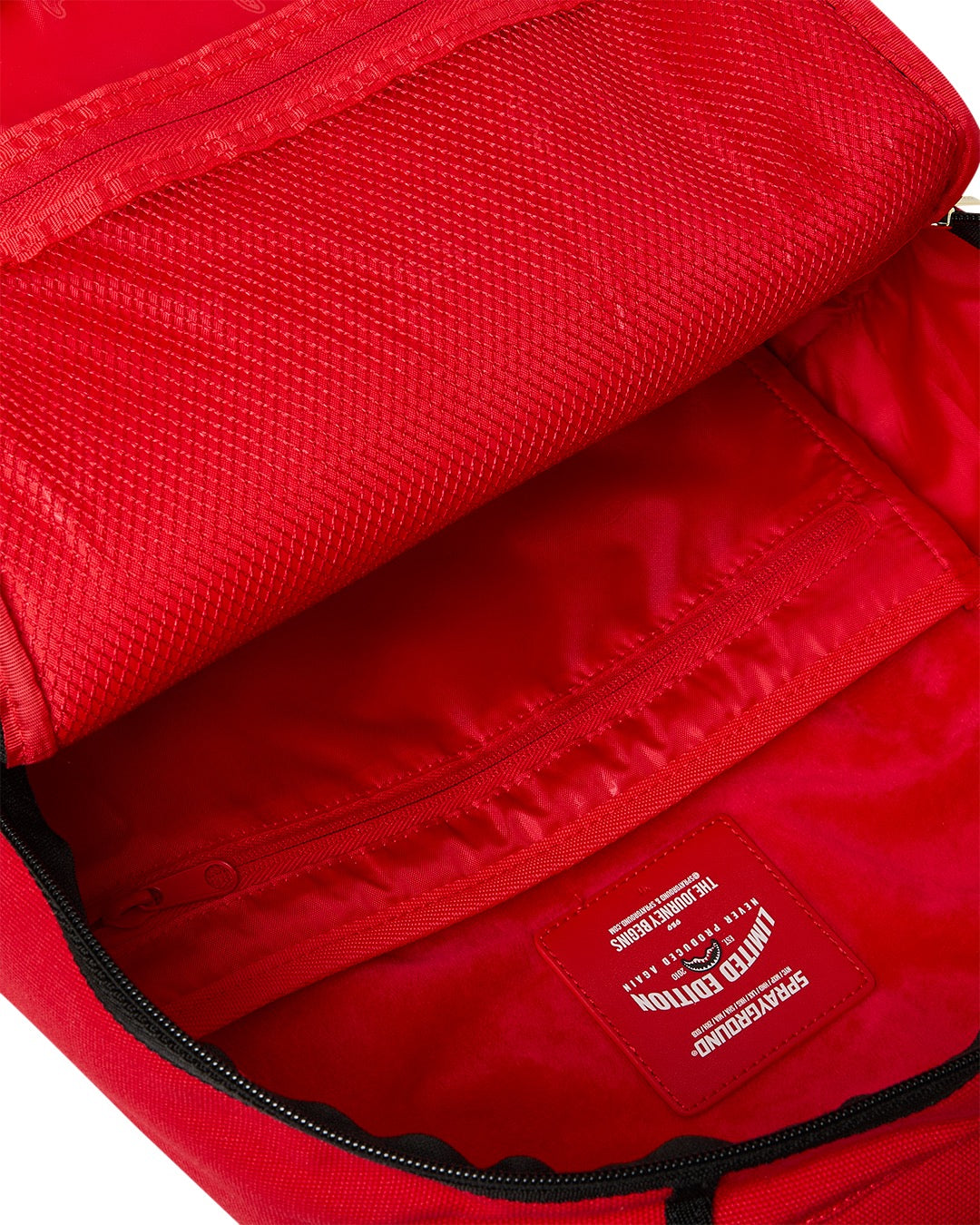 RED REDEMPTION DLXSV BACKPACK