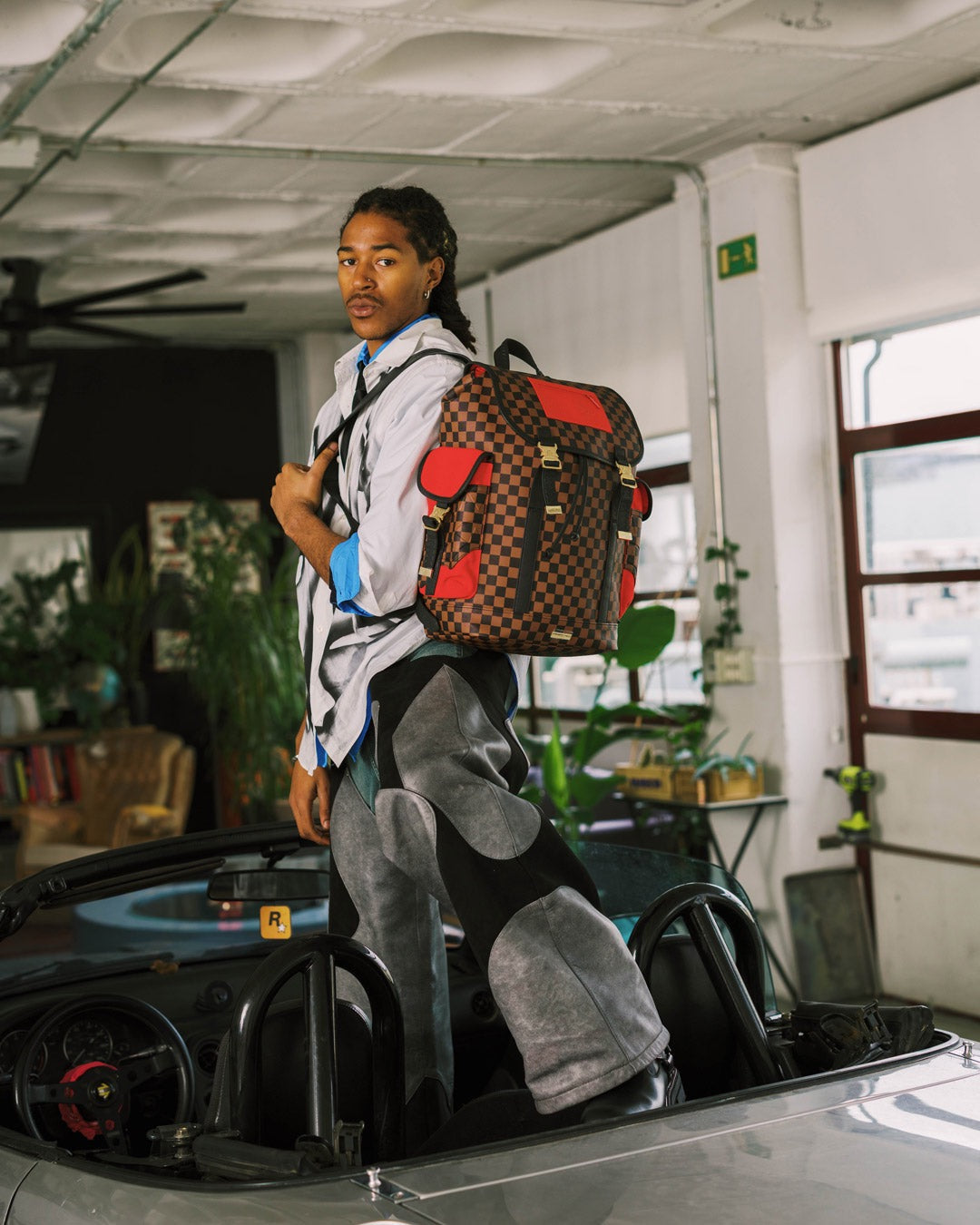 RED REDEMPTION MONTE CARLO BACKPACK