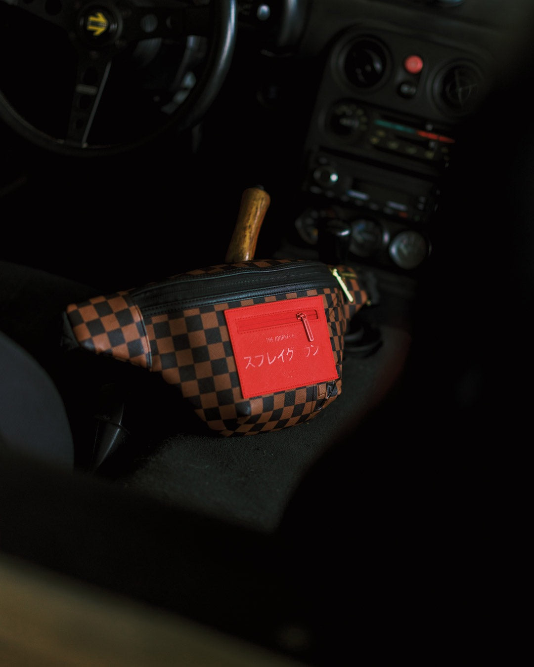 RED REDEMPTION PYRAMID SAVVY CROSSBODY