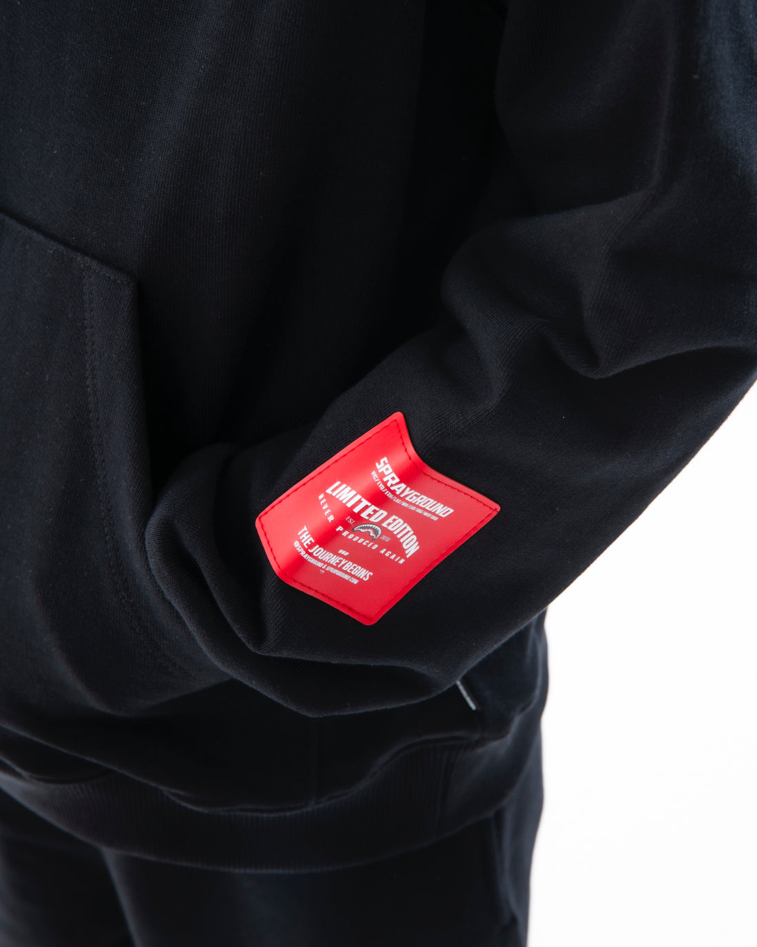SHARK BASIC REGULAR HOODIE BLK