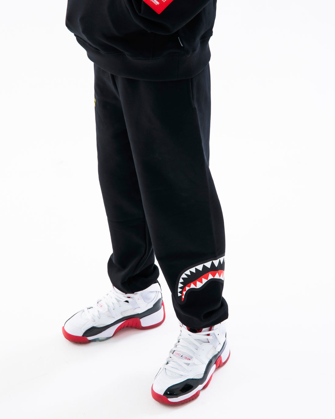 SHARK BASIC BAGGY PANTS BLACK