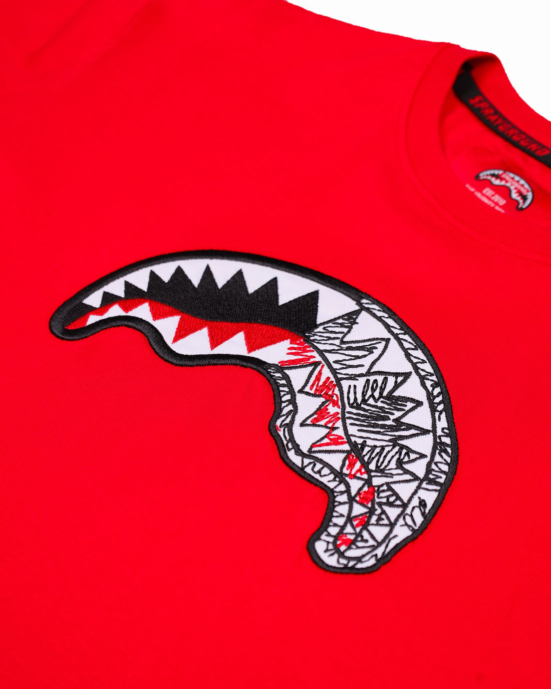 SKETCH SHARK RED OVER T-SHIRT