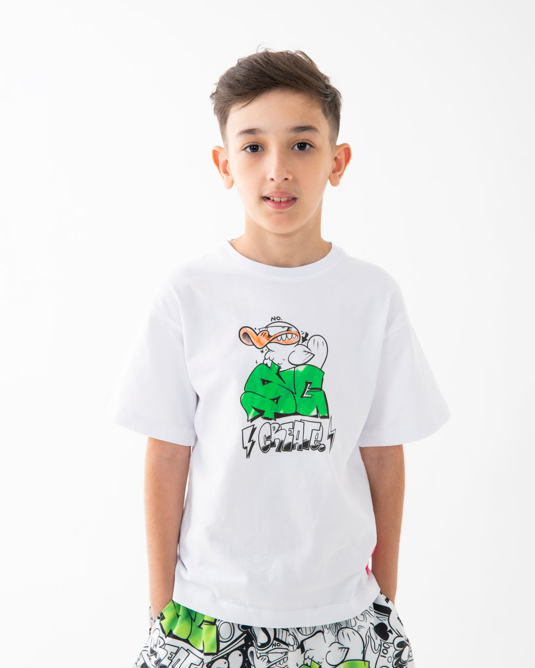 CREATE YOUR WORLO OVER T-SHIRT