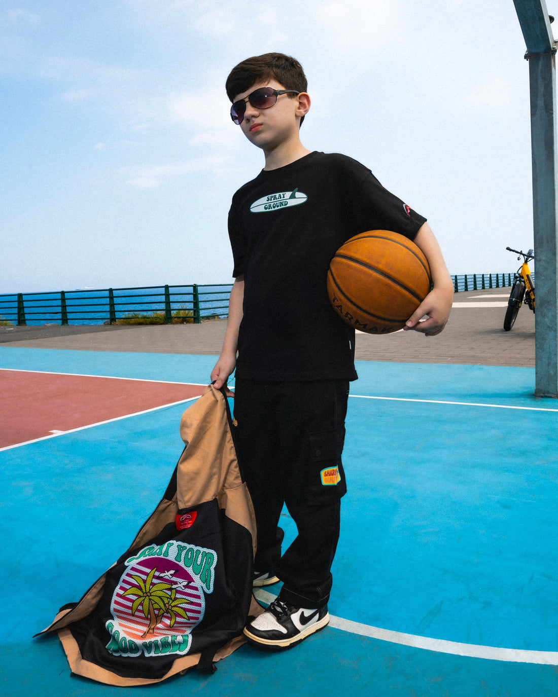 RIDE THE WAVE BLACK OVER T-SHIRT