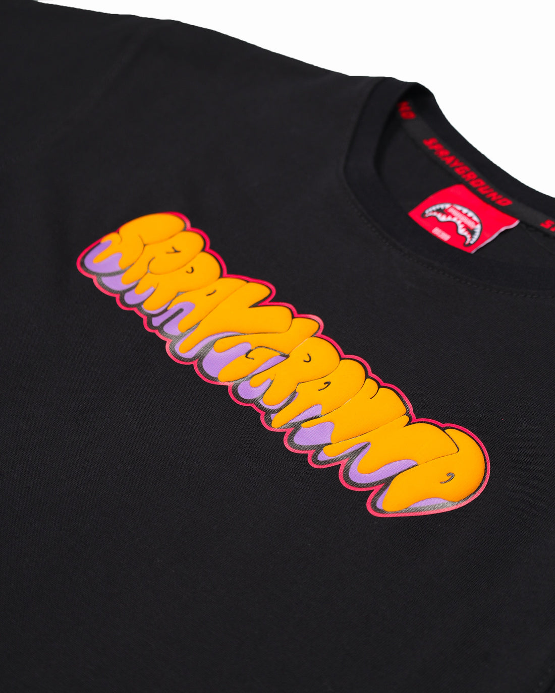 MAKES THE WORLD GO ROUND BLACK OVER T-SHIRT