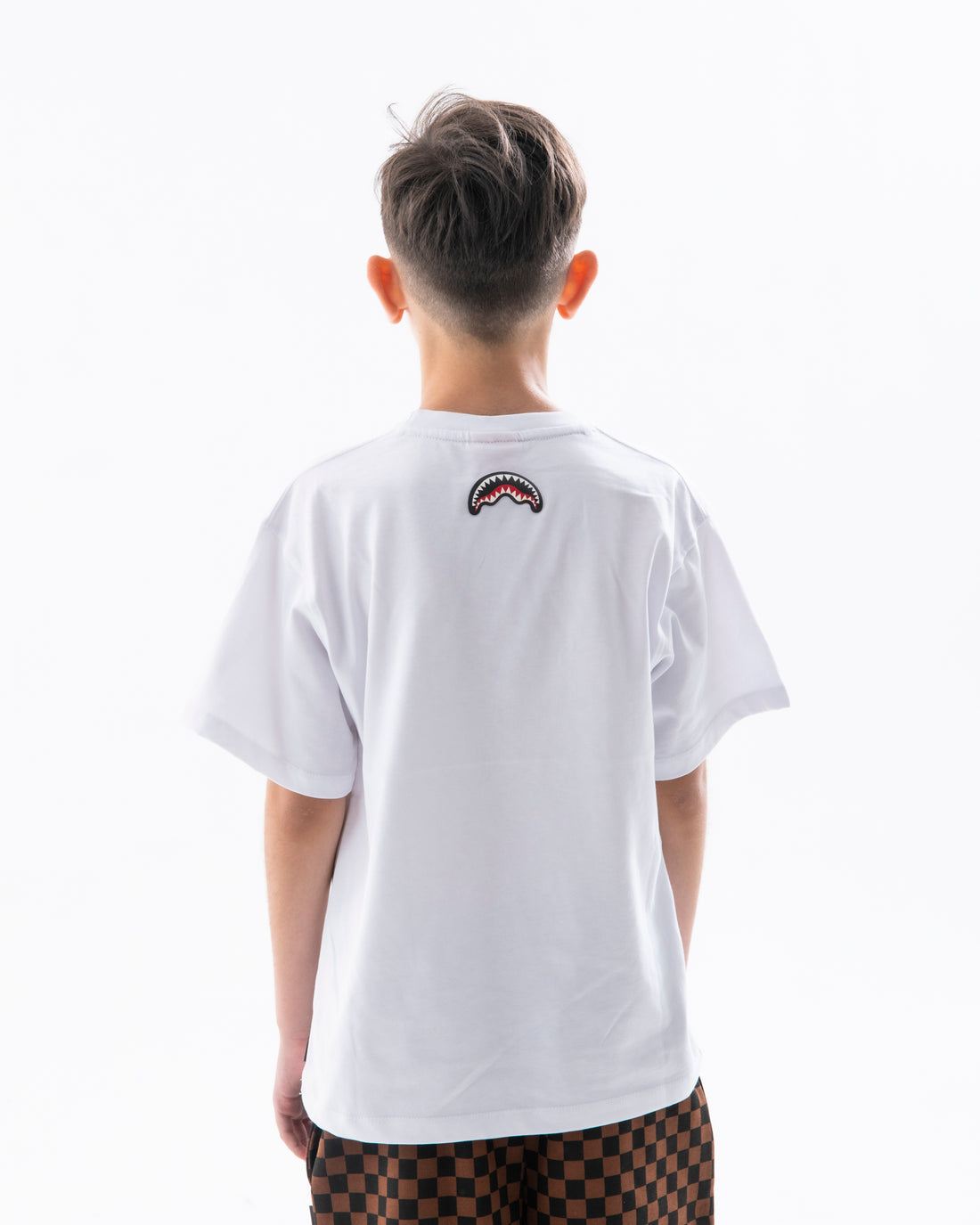 MAKES THE WORLD GO ROUND WHITE OVER T-SHIRT