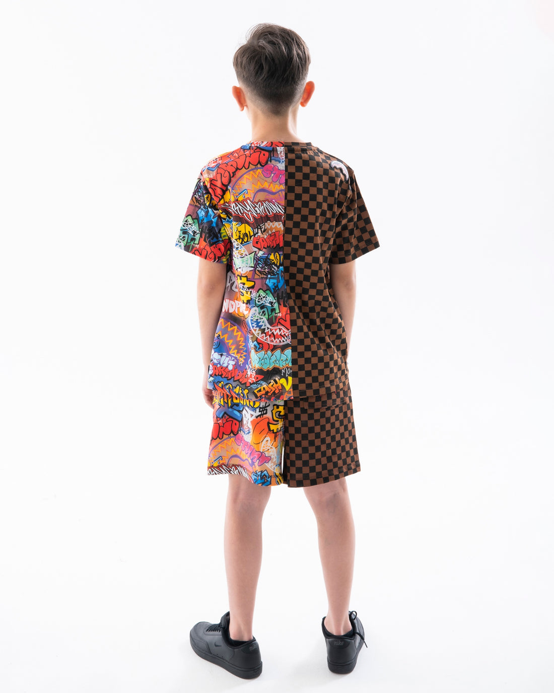 MAKES THE WORLD GO ROUND SPLIT REGULAR T-SHIRT