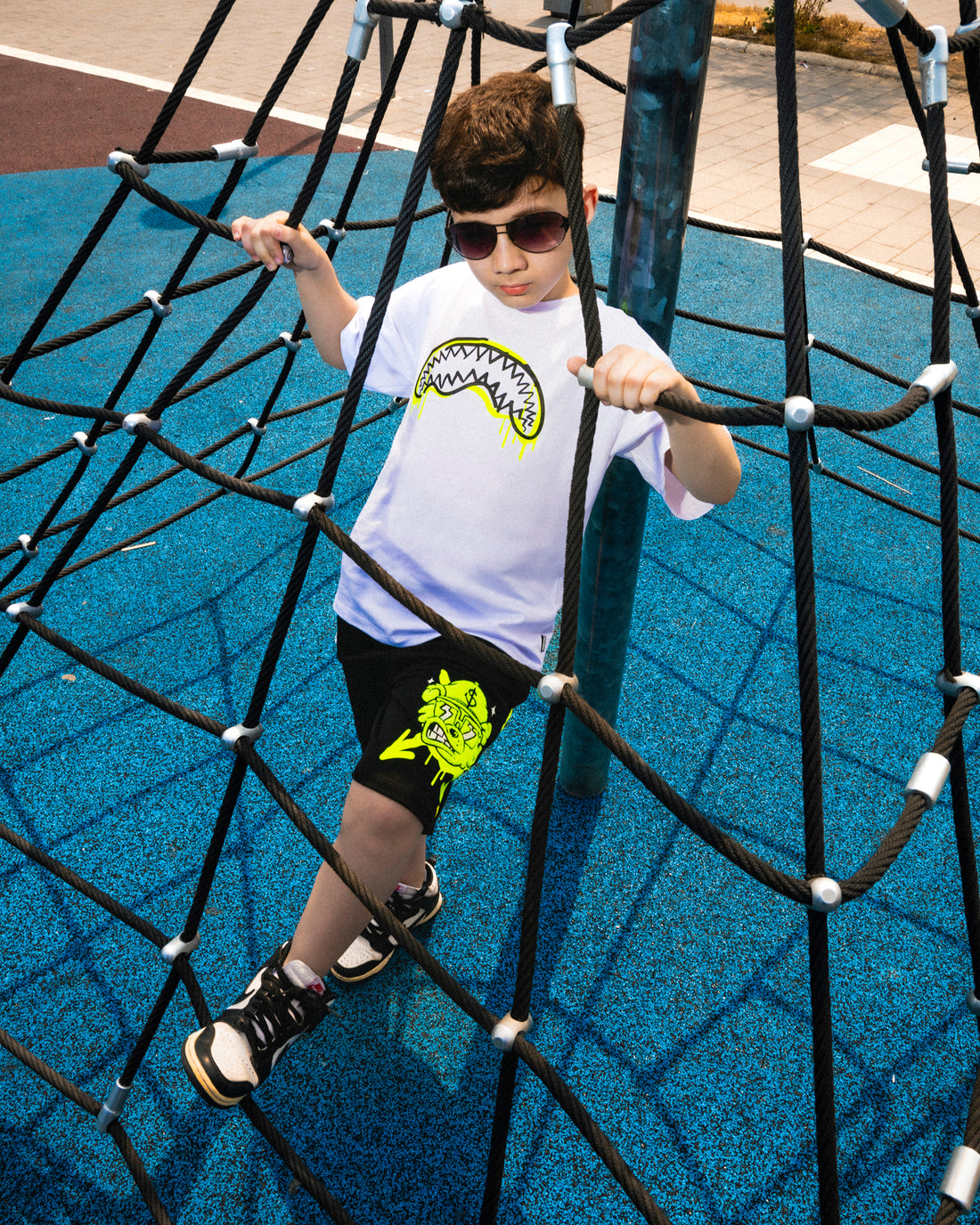 GRAFFITI BEAR SHORTS BLK