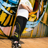 GRAFFITI BEAR BAGGY PANTS BLK