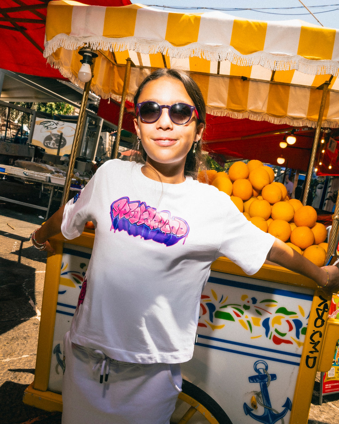 GIRLY GRAFFITI WHITE T-SHIRT