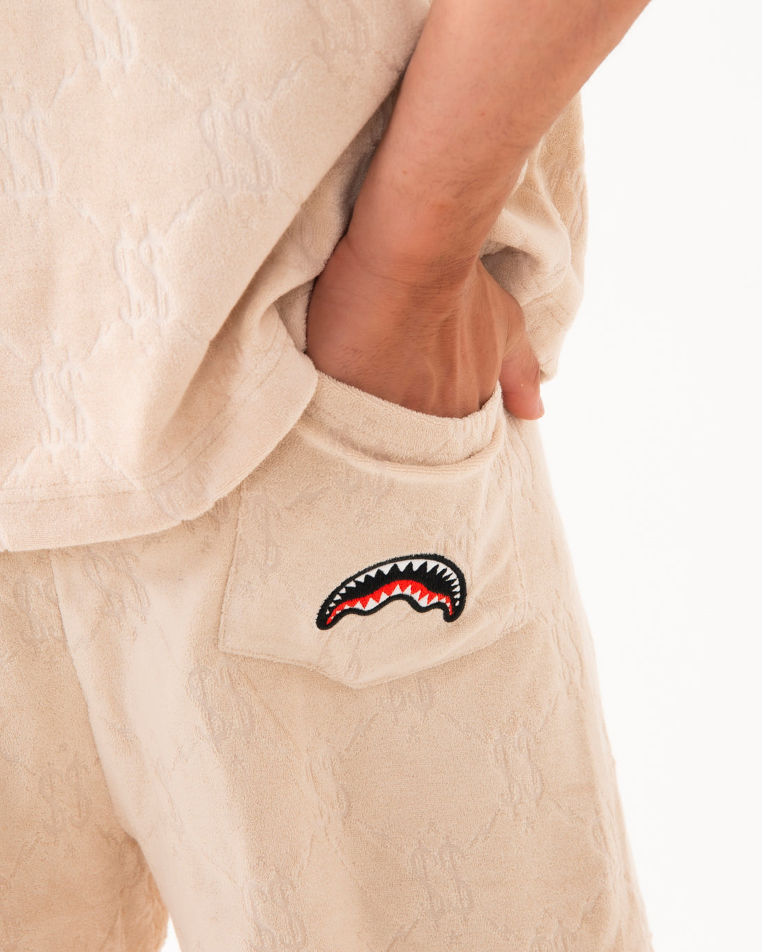 ALL THE MONEY SHORTS BEIGE
