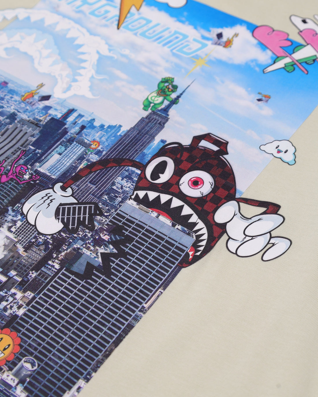 CHARACTER INVASION T-SHIRT SAGE