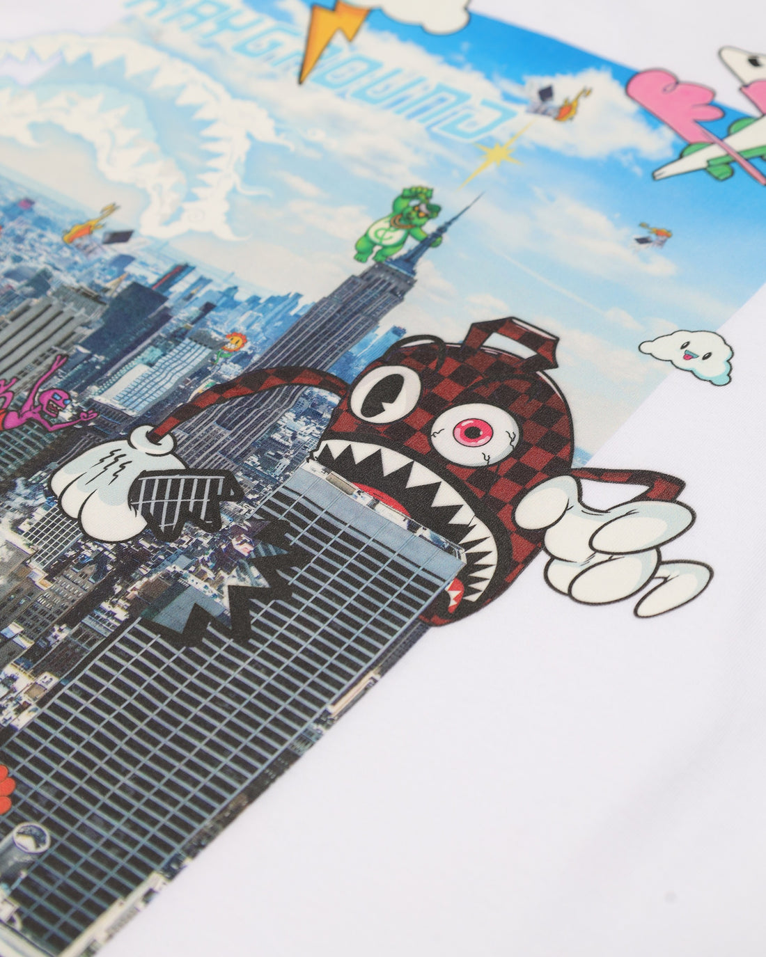 CHARACTER INVASION T-SHIRT WHT