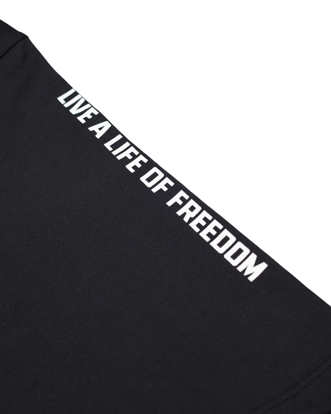 BE A SHARK BOXY T-SHIRT  BLK