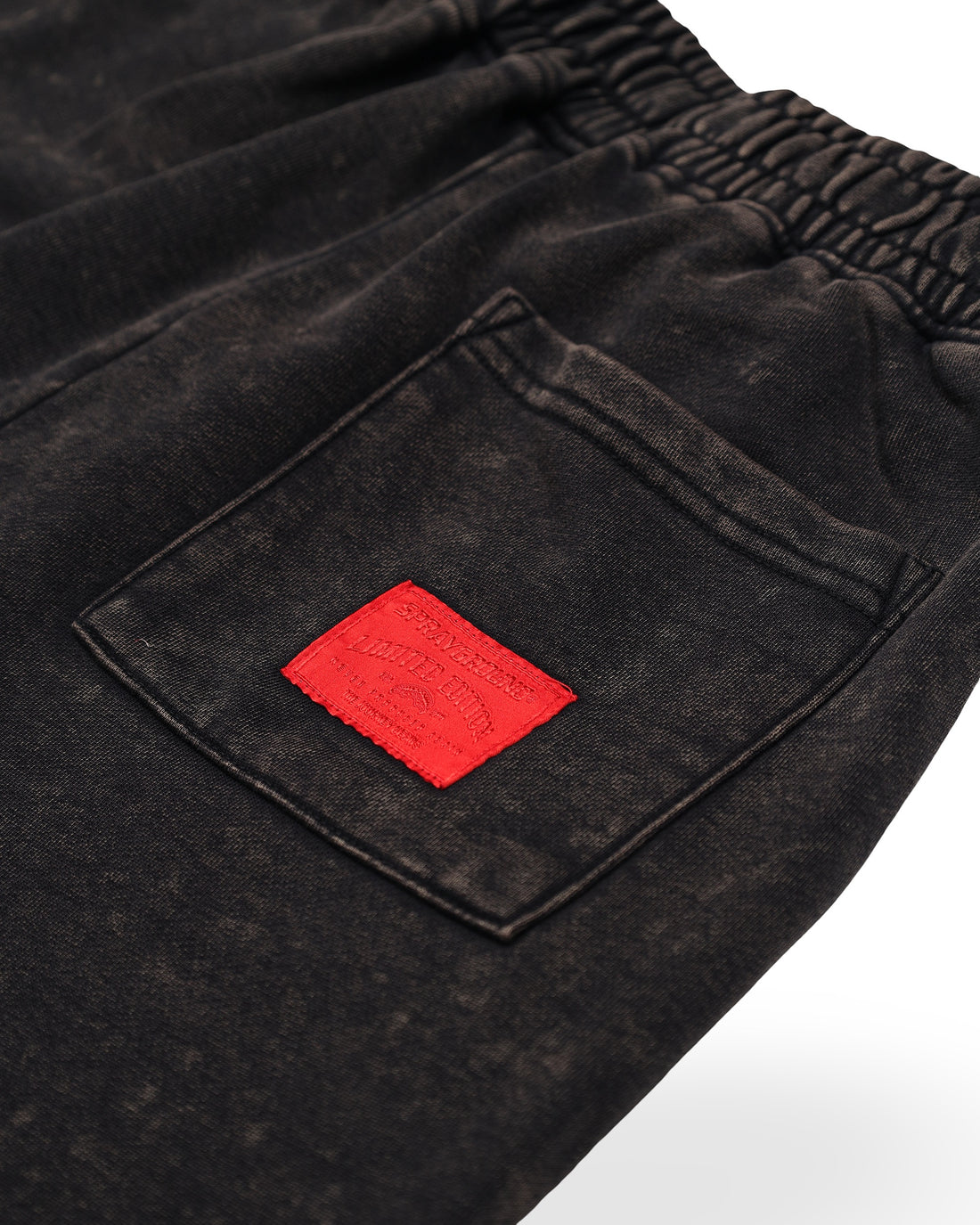 STONE WASHED MELTED SHARK SHORTS BLK