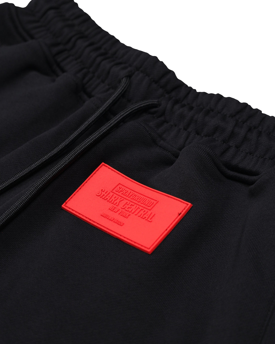 BE A SHARK COMFY SHORTS BLACK