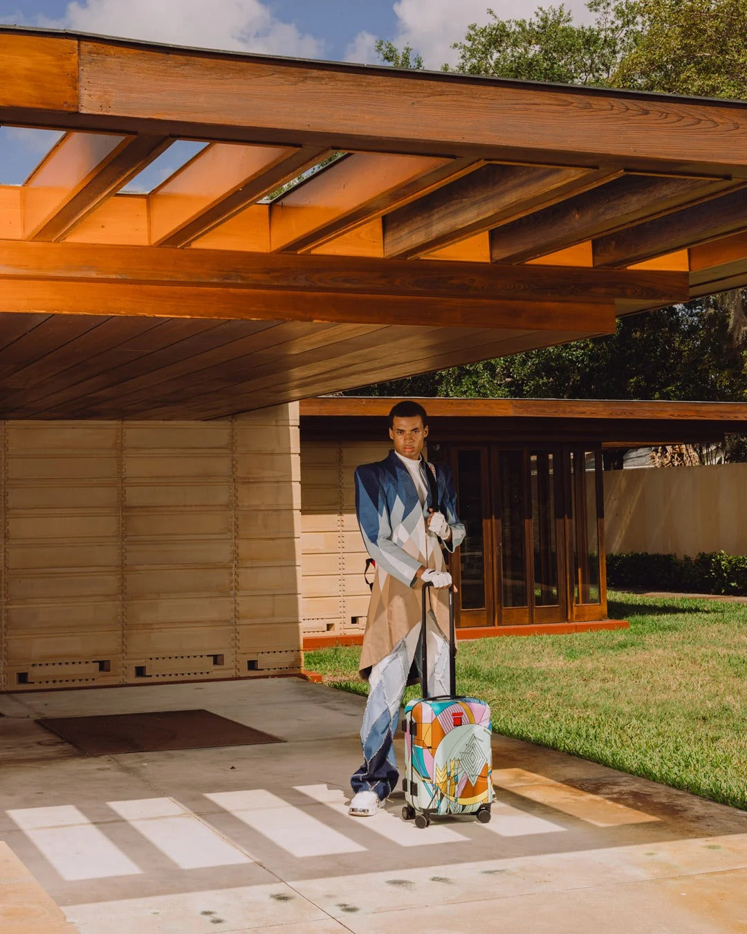 FRANK LLOYD WRIGHT CARRY-ON LUGGAGE