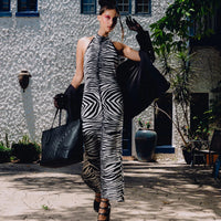 RAISED CHECK TOTE