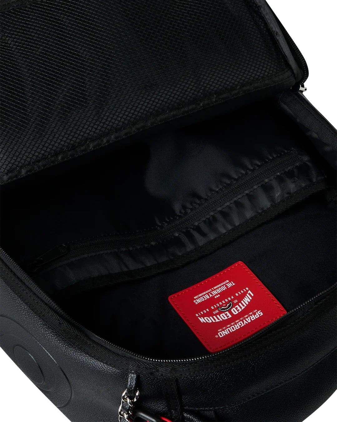 HANGING POCKETS SHARK BACKPACK