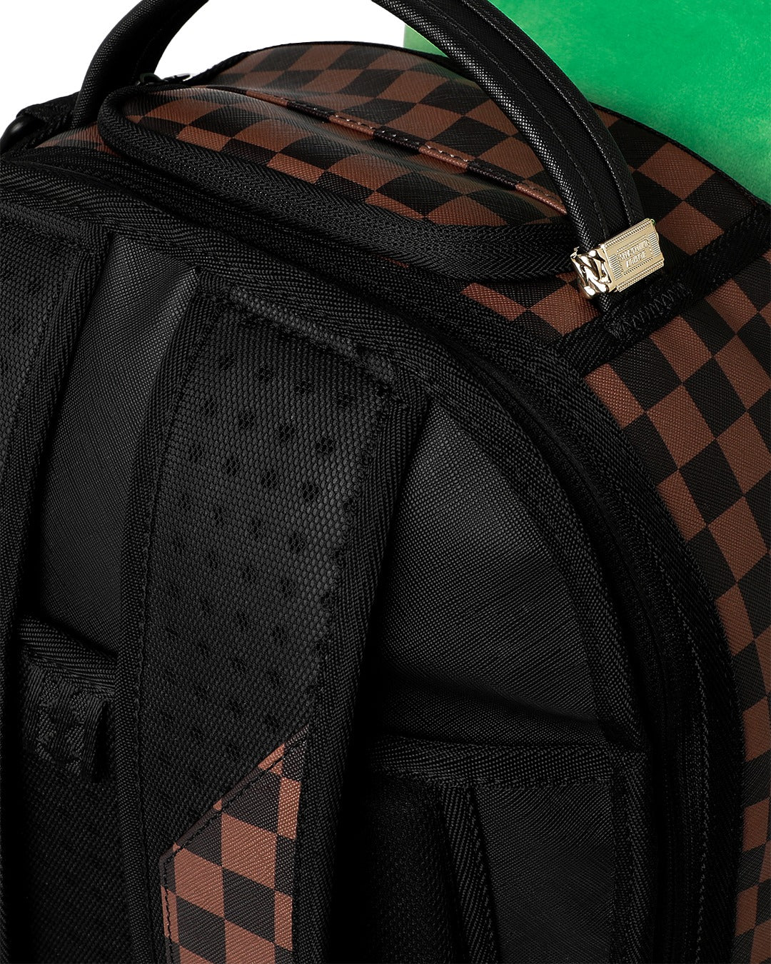 BEAR POUCH 2N1 BACKPACK