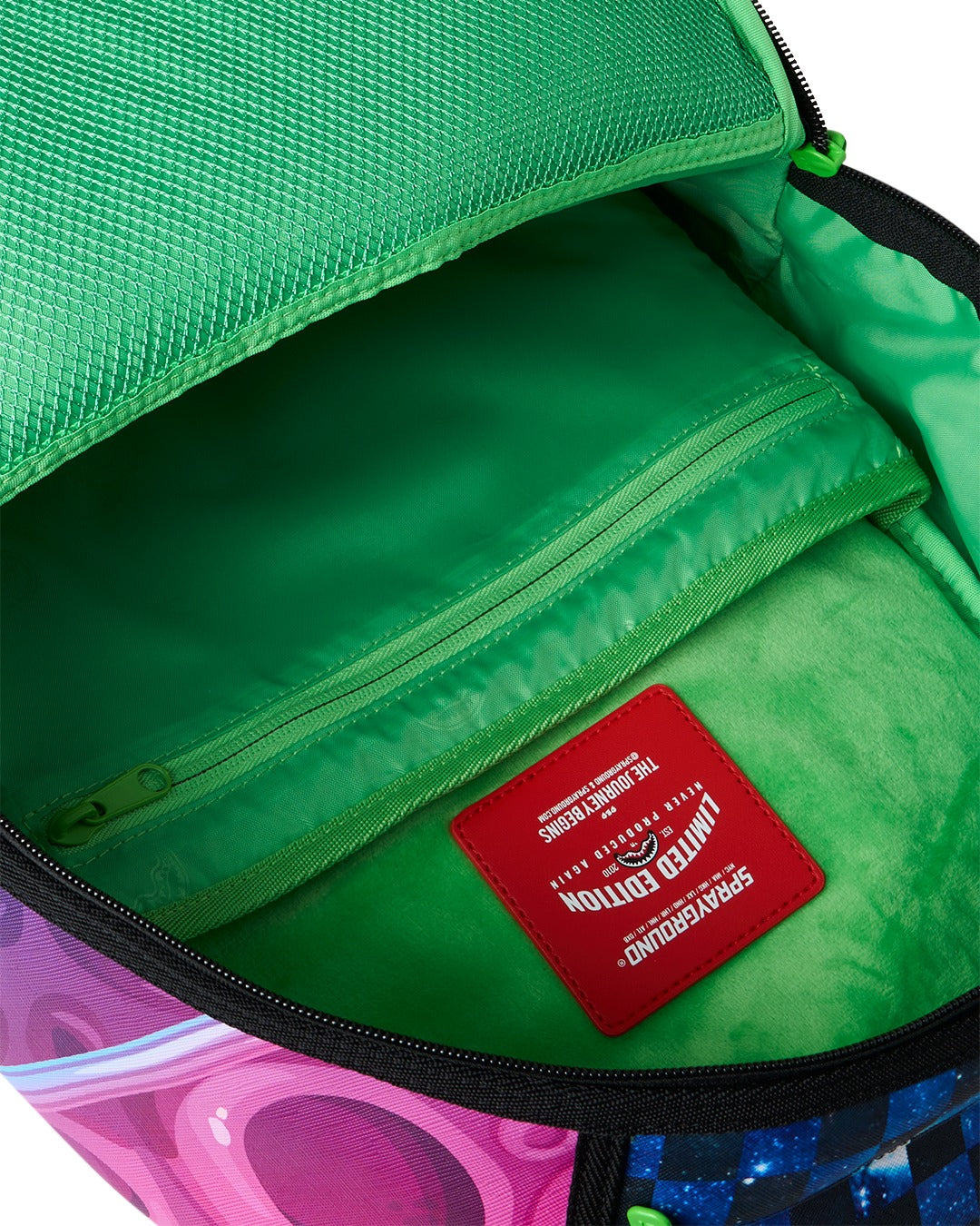 RICK AND MORTY PORTAL JUMPING BACKPACK