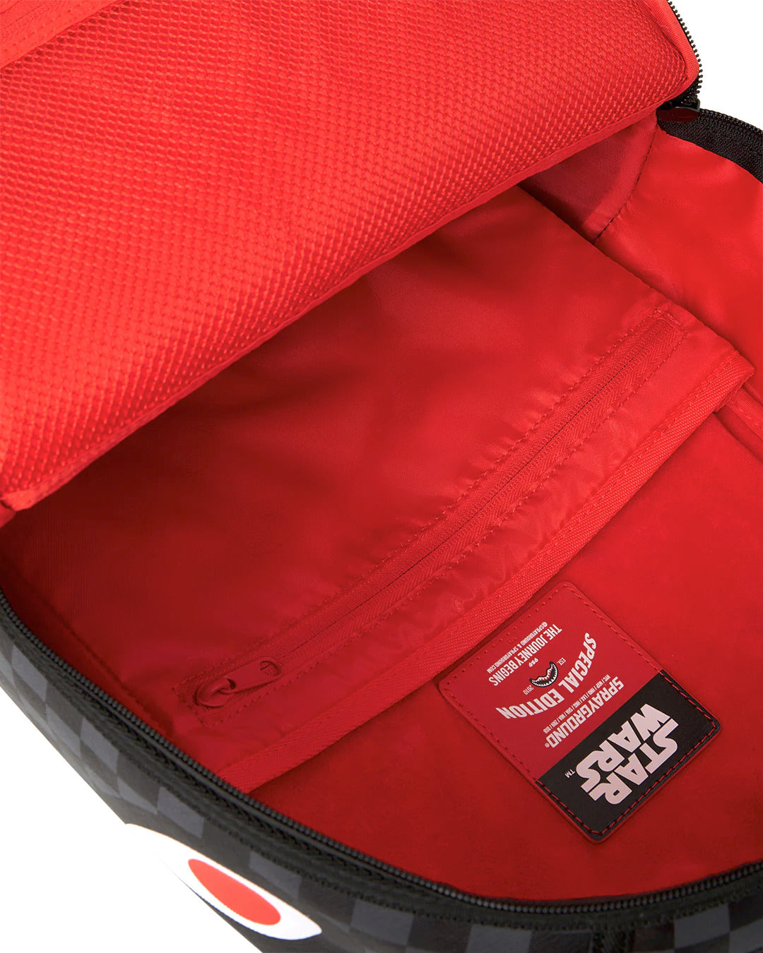STAR WARS MANDO AND GROKU REVEAL BACKPACK
