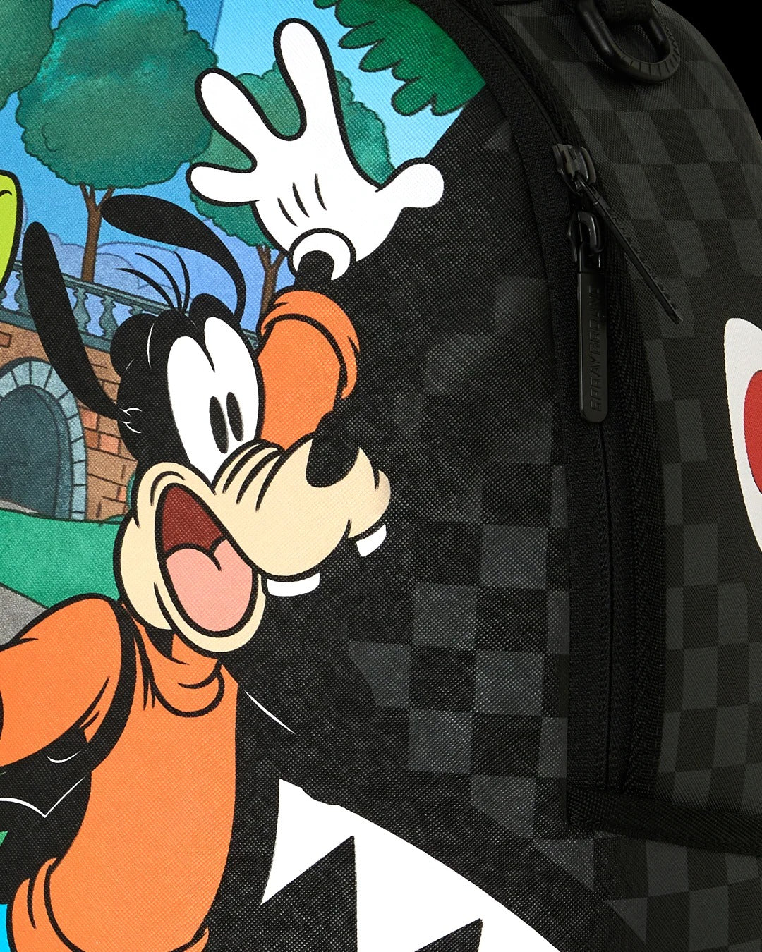 DISNEY GOOFY CURTAIN REVEAL BACKPACK