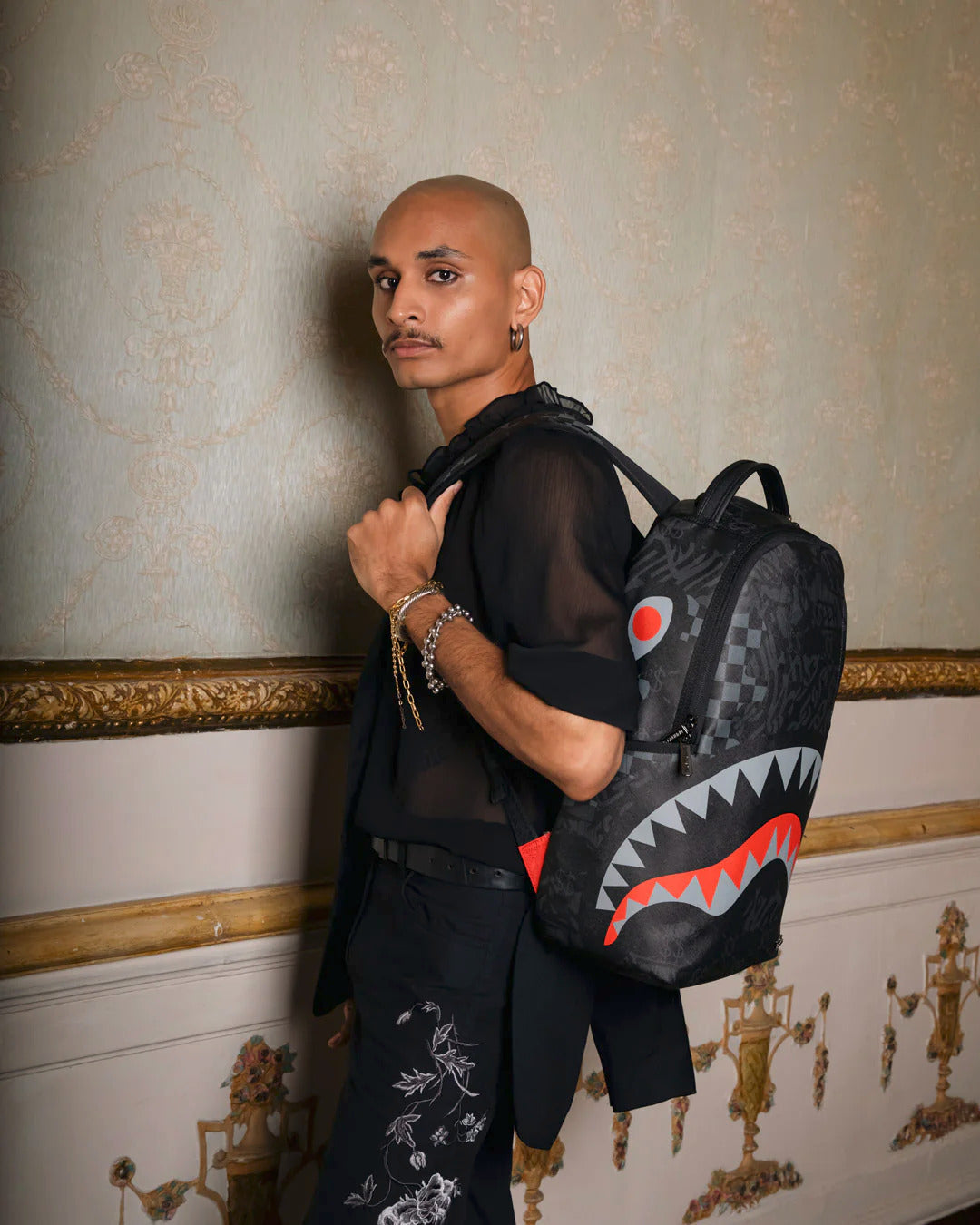 4AM RED SHARK BACKPACK