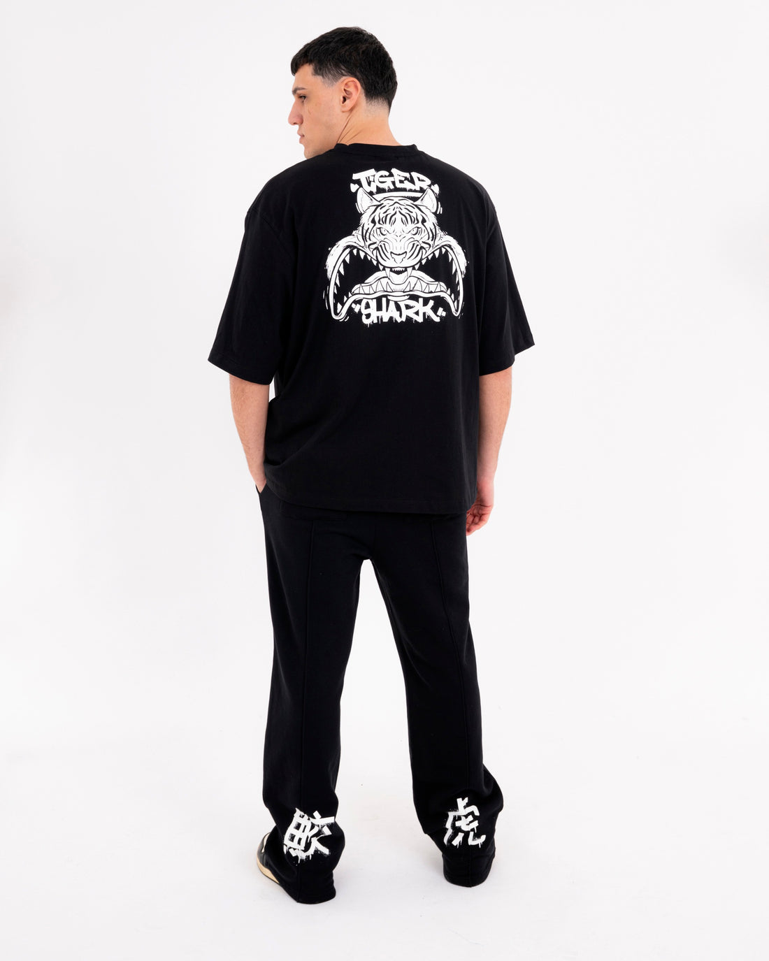 TIGER SHARK BOXY T-SHIRT