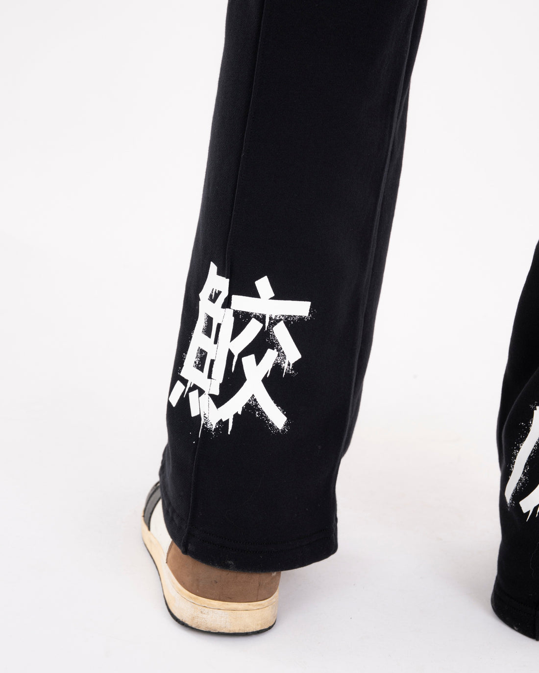 TIGER SHARK LONG STRAIGHT LEG PANTS